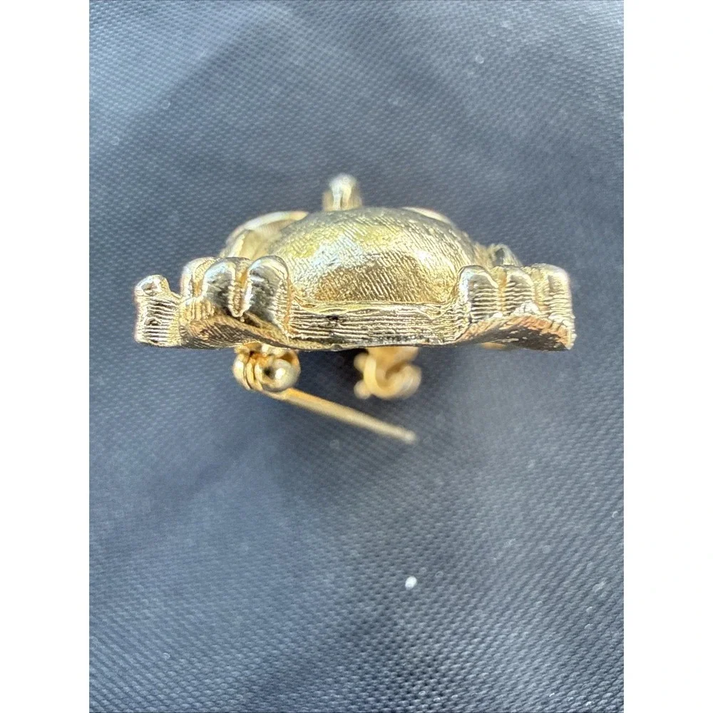 Sarah Coventry Signed Owl Brooch Gold Tone With Red Eyes No Glasses Approx 1.25